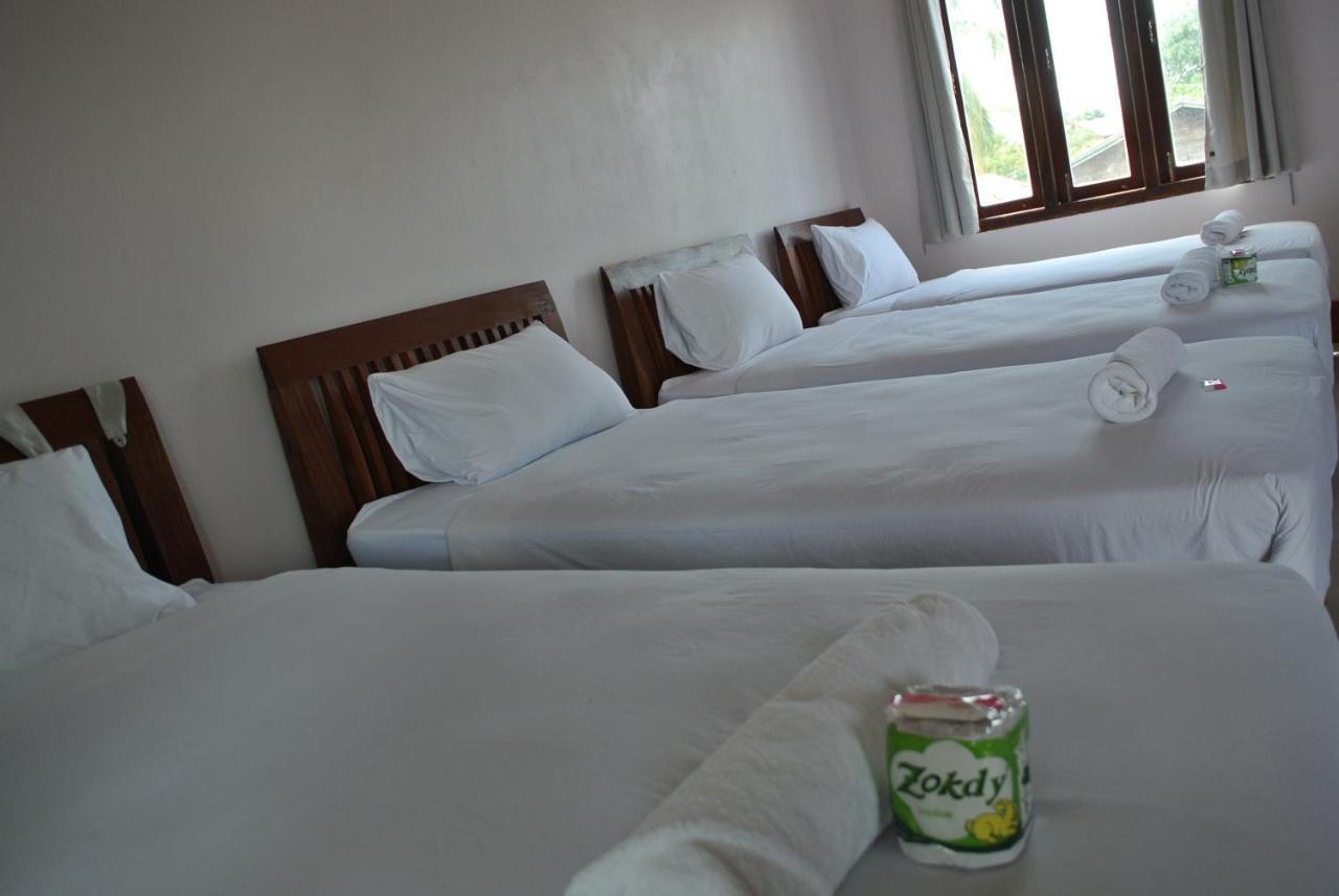 Mama Leurth Sunset Guesthouse Ban Dondét الغرفة الصورة
