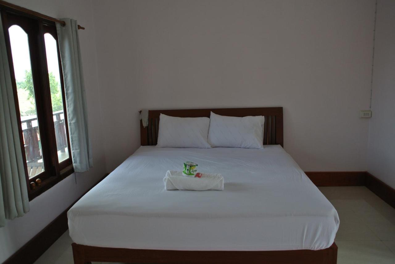 Mama Leurth Sunset Guesthouse Ban Dondét الغرفة الصورة
