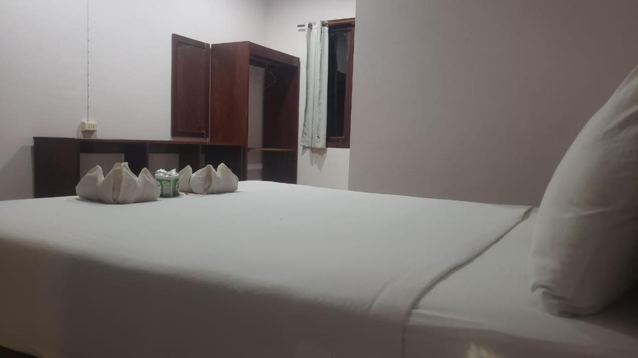 Mama Leurth Sunset Guesthouse Ban Dondét المظهر الخارجي الصورة