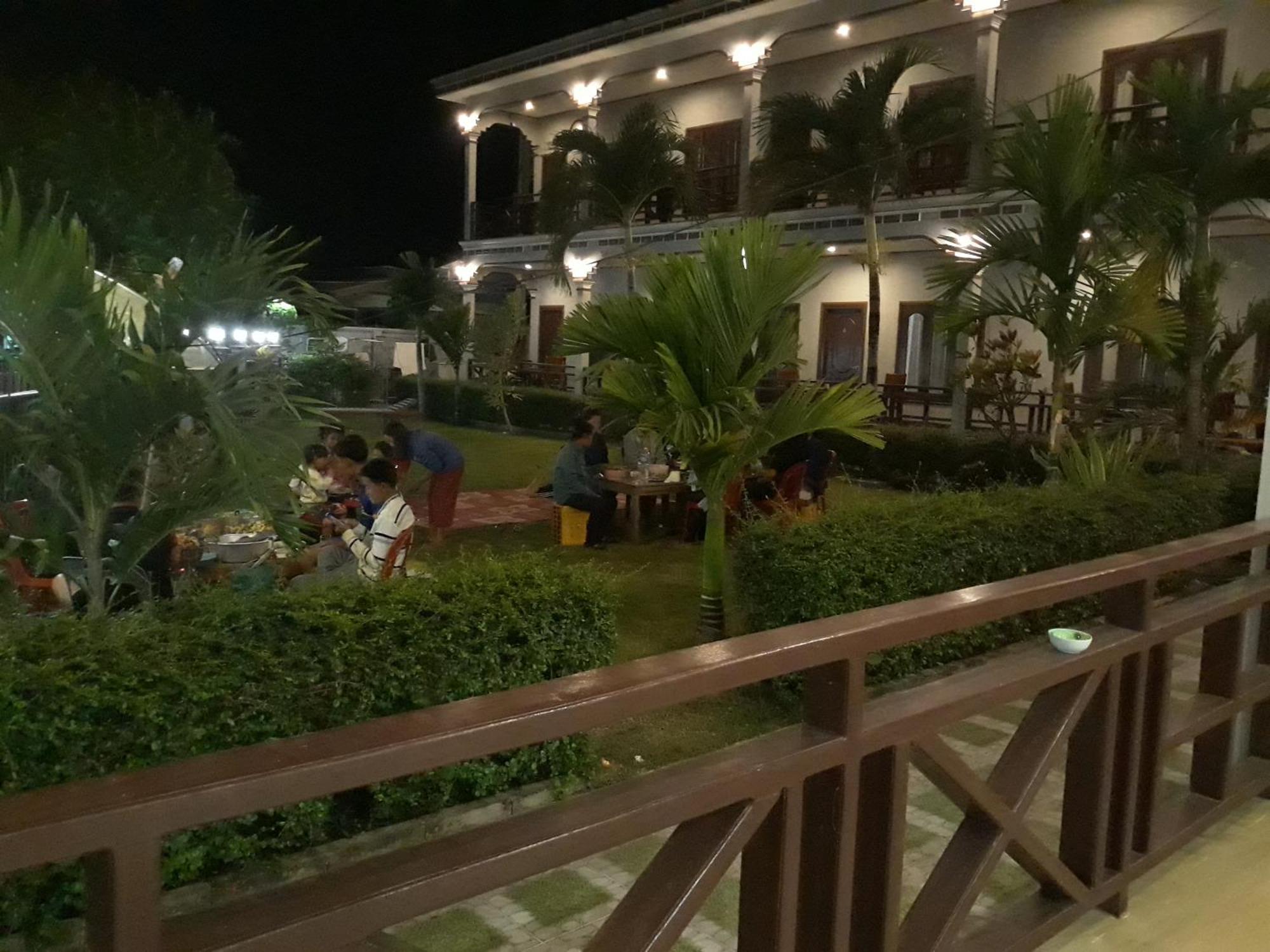 Mama Leurth Sunset Guesthouse Ban Dondét المظهر الخارجي الصورة